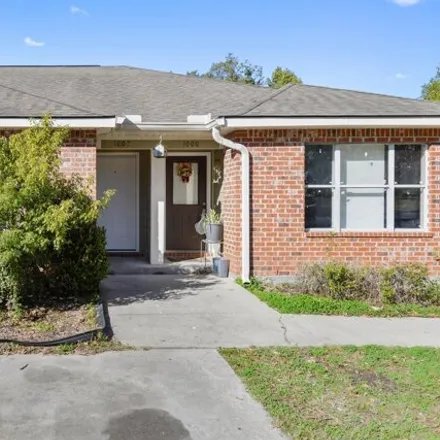 Rent this 2 bed house on 3109 7th Avenue in Gulfport, MS 39501