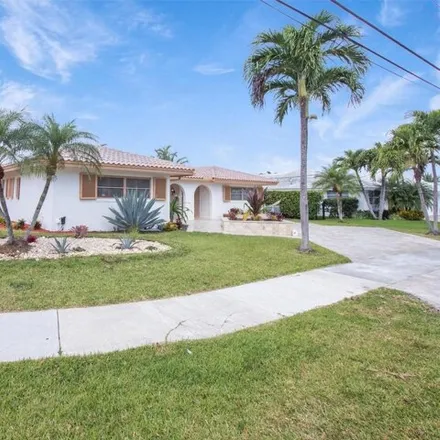 Image 3 - 2081 Northeast 62nd Court, Imperial Point, Fort Lauderdale, FL 33308, USA - House for sale