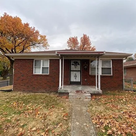 Rent this 2 bed house on 2902 East 34th Street in Indianapolis, IN 46218