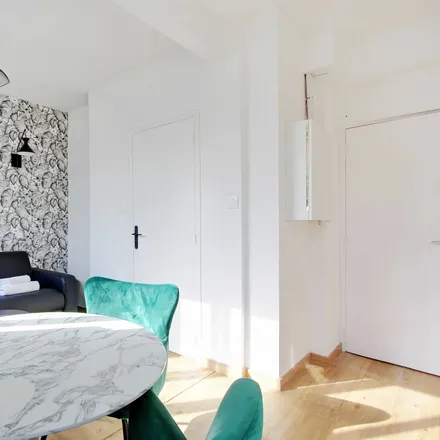 Rent this 1 bed apartment on 118 Rue de Belleville in 75020 Paris, France