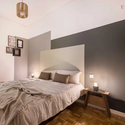 Rent this 2 bed apartment on Calle de Don Ramón de la Cruz in 28001 Madrid, Spain