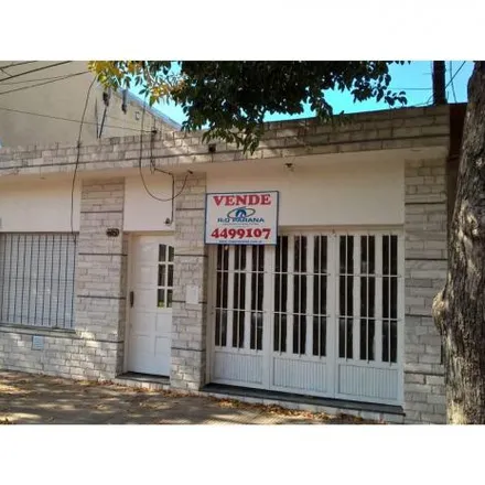 Buy this 2 bed house on Teniente Agneta 1919 in Villa Urquiza, Rosario