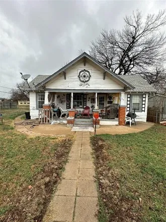 Buy this 2 bed house on 183 Anderson Avenue in Apache, Caddo County