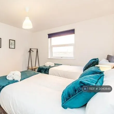 Image 2 - Somerset Street, Northampton, NN1 3LQ, United Kingdom - Duplex for rent