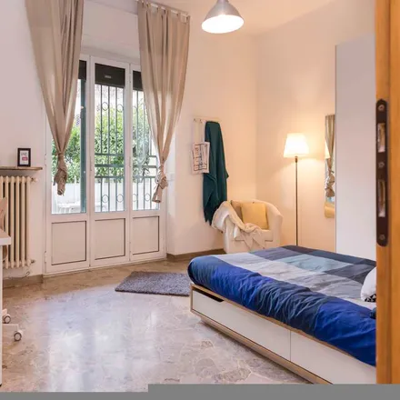 Rent this 4 bed room on Via Vincenzo Rabolini 9 in 20125 Milan MI, Italy