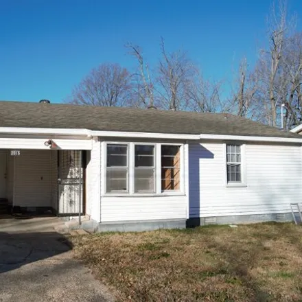 Buy this 2 bed house on 2069 Arkansas Avenue in Ashcroft Addition, Poplar Bluff