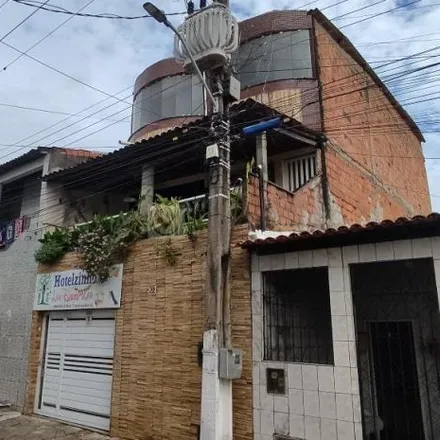 Rent this 3 bed house on Rua Manoel Carlos de Jesus in Olaria, Aracaju - SE