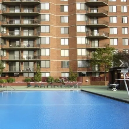 Buy this 1 bed condo on 98 Meadowlands Parkway in Harmon Cove, Secaucus