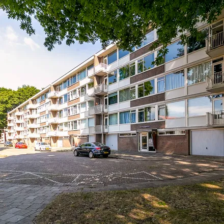 Rent this 2 bed apartment on Abdij van Oosterhoutstraat 1 in 5037 CL Tilburg, Netherlands