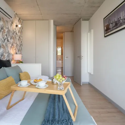 Rent this 2 bed apartment on Rua Doutor Alfredo Faria Magalhães in 4430-415 Vila Nova de Gaia, Portugal