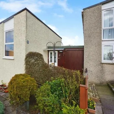 Buy this 2 bed townhouse on Braeface Road in Cumbernauld, G67 1HG