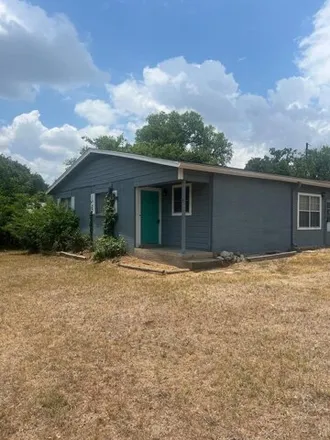 Rent this 3 bed house on 1 Cedar Way in Kerrville, TX 78028