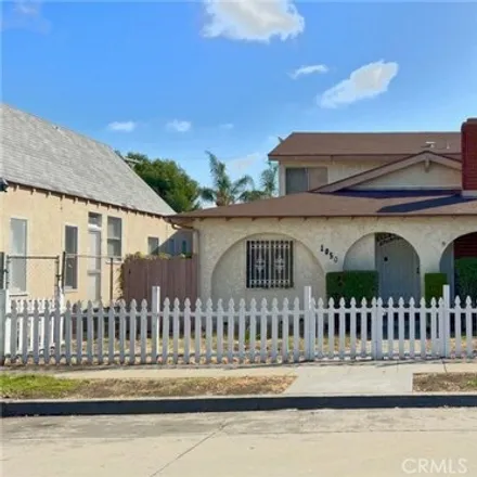 Buy this 9 bed house on Auto Repair in Molino Avenue, Long Beach