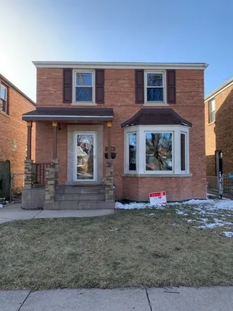 Rent this 3 bed house on 3624 North Pioneer Avenue in Chicago, IL 60634