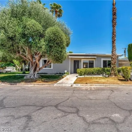 Image 1 - 5012 Vermont Ave, Las Vegas, Nevada, 89107 - House for sale
