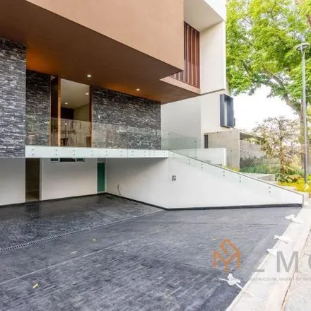 Buy this 4 bed house on Calle Paseo de Loma Larga 3890 in Villa Universitaria, 45129 Zapopan