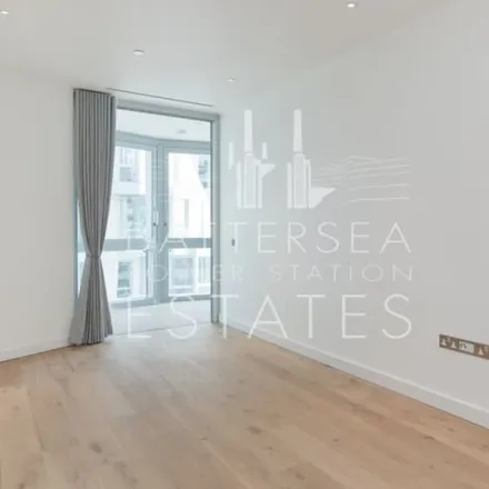 Image 7 - 136 Battersea Park Road, London, SW11 4LY, United Kingdom - Apartment for rent