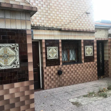 Buy this studio house on Neuquén 2 in Partido de La Matanza, B1752 CXU Ramos Mejía