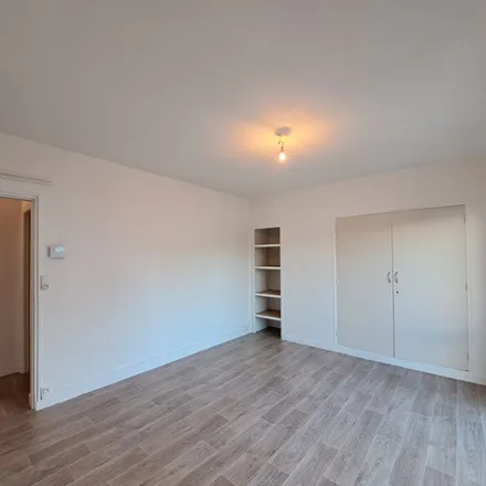Rent this 4 bed apartment on 2 Rue des Tournelles in 10000 Troyes, France