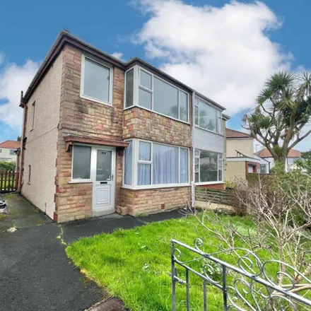 Buy this 3 bed duplex on Lyddesdale Avenue in Blackpool, FY5 3EH