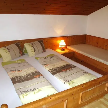 Rent this 5 bed apartment on Mitterdorfweg in 6274 Aschau im Zillertal, Austria