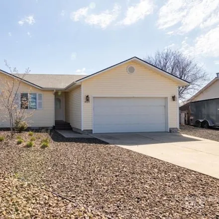 Buy this 2 bed house on 490 Gambels Lane in Moscow, ID 83843