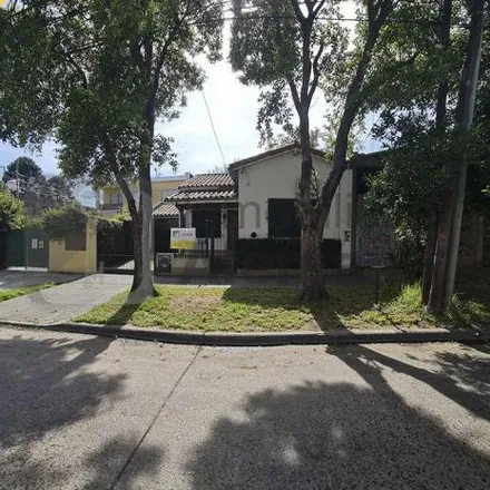 Buy this studio house on 140 - Profesor Guillermo Simón y Quintana 2196 in Chilavert, B1653 CUN Villa Ballester