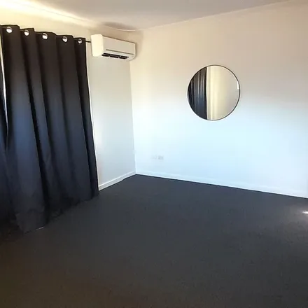 Image 5 - Dadger Street, Dudley Park WA 6210, Australia - Apartment for rent