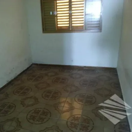 Buy this 3 bed house on Rua Corrêa Gomes Monteiro da Silva in Monção, Taubaté - SP