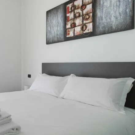 Image 3 - Via Gianfranco Zuretti 32, 20125 Milan MI, Italy - Apartment for rent