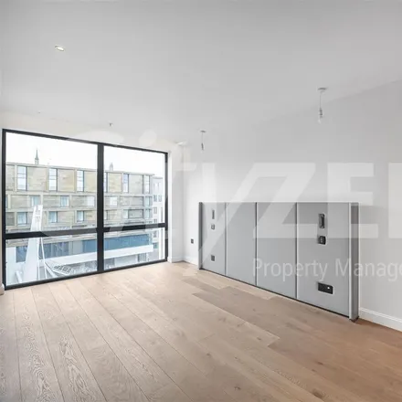 Image 6 - Queen's Quay, 58 Upper Thames Street, Vintry, London, EC4V 3EH, United Kingdom - Apartment for rent