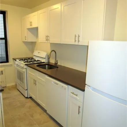 Image 2 - 4315 Webster Avenue, New York, NY 10470, USA - Apartment for rent