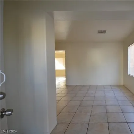 Image 3 - 1211 Calle Montery Street, Las Vegas, NV 89117, USA - House for rent