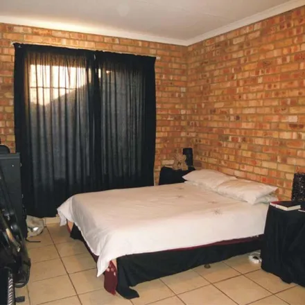 Image 3 - 1318 Lawson Avenue, Tshwane Ward 52, Pretoria, 0135, South Africa - Apartment for rent