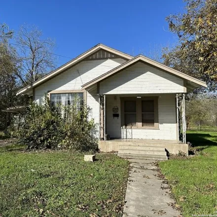 Buy this 3 bed house on 521 West Gerald Avenue in San Antonio, TX 78221
