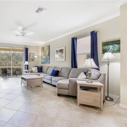 Image 3 - Via Colombia Circle, Fort Myers, FL 33966, USA - House for sale