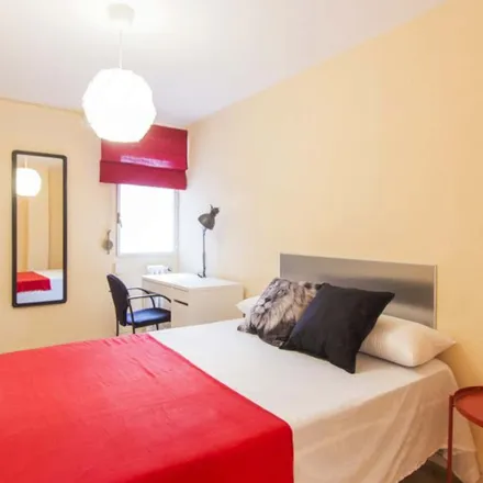 Rent this 1 bed room on Calle de Núñez Morgado in 9, 28036 Madrid