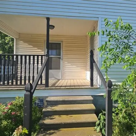 Buy this 2 bed house on 504 Sapulpa Avenue in Beggs, Okmulgee County