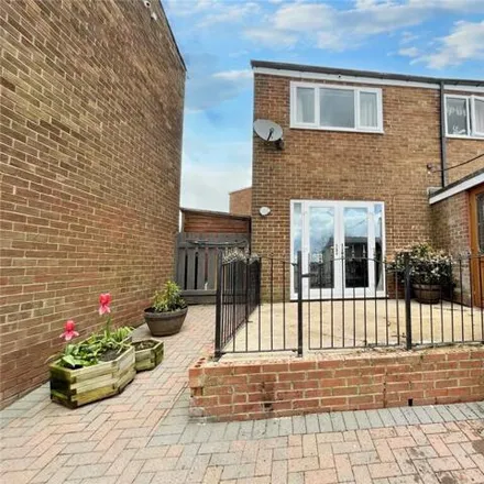 Buy this 3 bed house on Landseer Close in Stanley, DH9 6TA