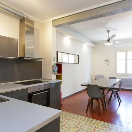 Image 9 - Carrer de Santa Carolina, 72, 08025 Barcelona, Spain - Apartment for rent