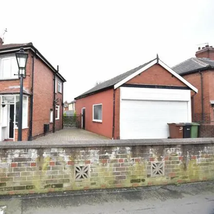 Buy this 3 bed duplex on Skelton Terrace in Leeds, LS9 9ES