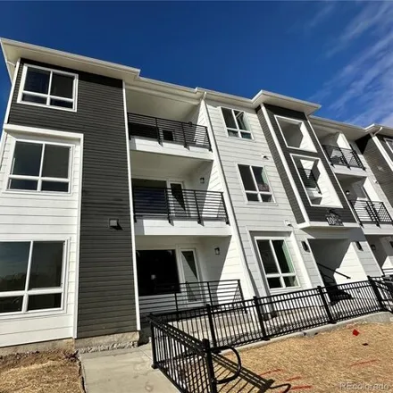 Rent this 3 bed condo on North Ceylon Street in Denver, CO 80249