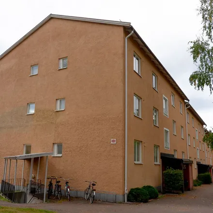 Rent this 2 bed apartment on Domaregatan in 573 32 Tranås, Sweden