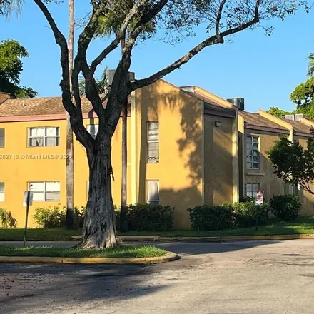 Buy this 2 bed condo on 4433 Treehouse Lane in Tamarac, FL 33319