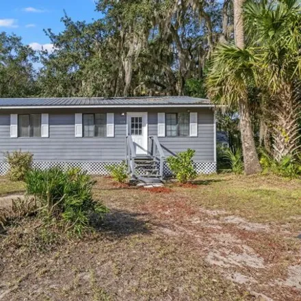 Buy this 4 bed house on 1148 South 12th Street in Palatka, FL 32177