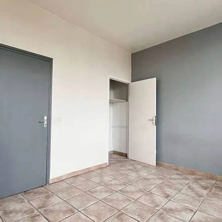 Rent this 3 bed apartment on 61 La Canebière in 13001 1er Arrondissement, France