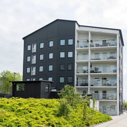 Rent this 3 bed apartment on Vikingavägen 11d in 224 77 Lund, Sweden
