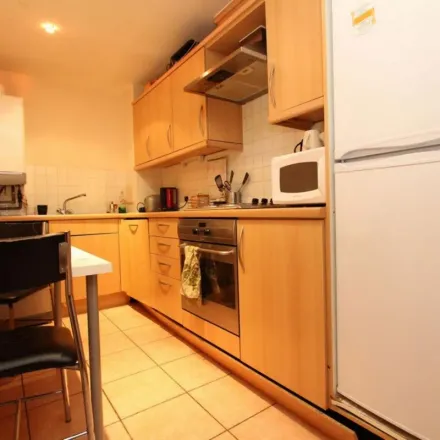 Image 4 - Sail Court, 15 Newport Avenue, London, E14 2DQ, United Kingdom - Apartment for rent