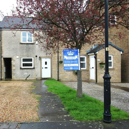 Image 1 - Feildens Farm Lane, Mellor Brook, BB2 7PD, United Kingdom - Townhouse for rent