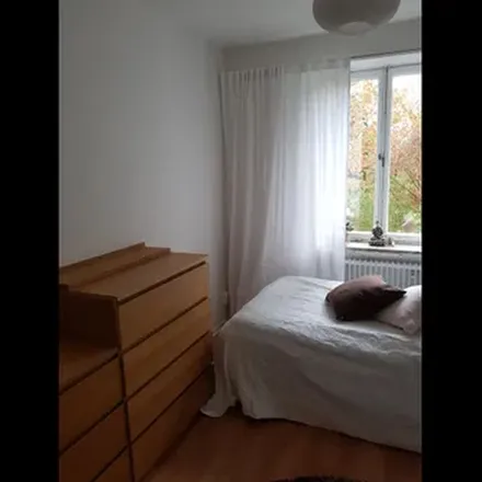Rent this 1 bed apartment on Bodals station in Bodalsvägen, 181 36 Lidingö